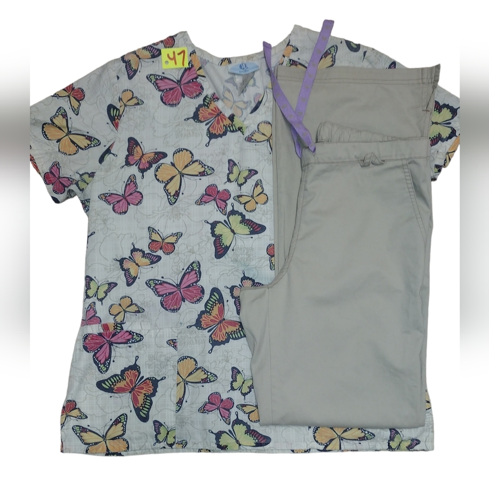 Scrub set - Picture 1 of 2